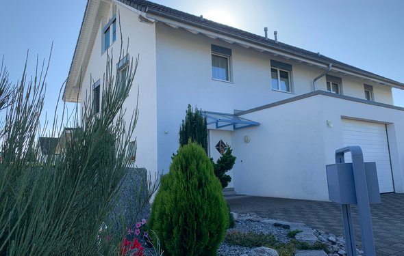 Doppeleinfamilienhaus nahe der Stadt Aarau