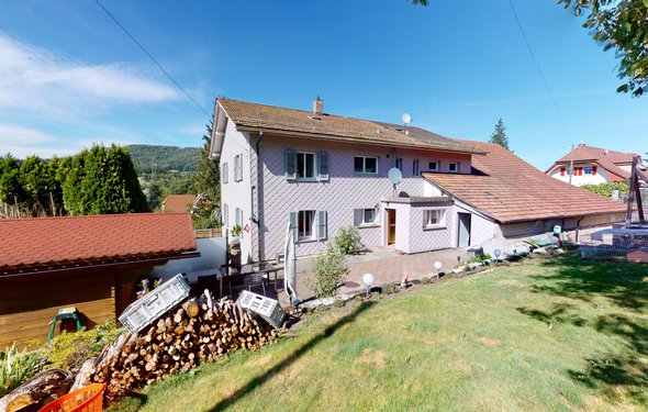 Schöne, unkomplizierte Wohnung mit Garten
