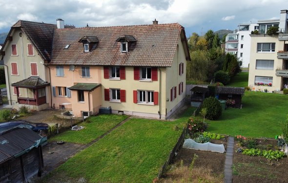 Ihr neues Zuhause mit grosser Gartenfläche
