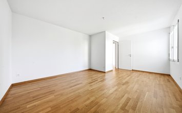 Vorschaubild 4 mit Text alle 19 Bilder zentral darüber gelegt