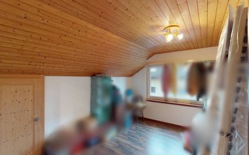 Vorschaubild 4 mit Text alle 19 Bilder zentral darüber gelegt