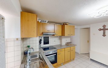 Vorschaubild 4 mit Text alle 19 Bilder zentral darüber gelegt